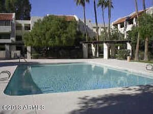 5th image of 540 N May St APT 2076