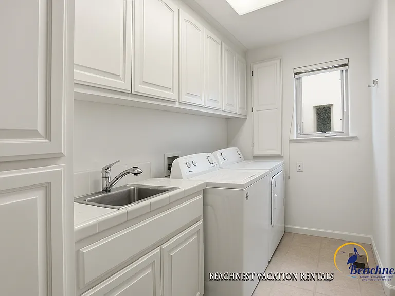 940 W Cliff Dr #A — Photo 18