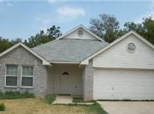 2517 Lawnwood St, Fort Worth, TX 76111