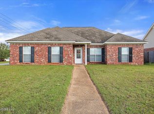 220 White Oak Pl, Pearl, MS 39208