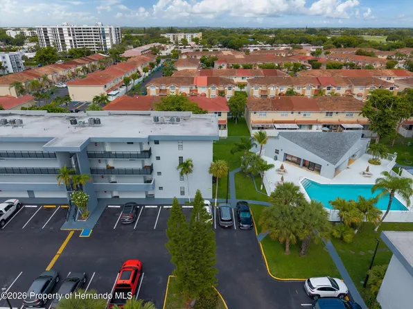 13870 SW 62nd St APT 210, Miami, FL 33183