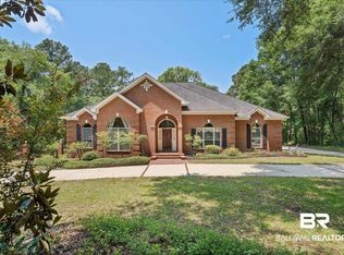 7665 Robinwood Dr, Saraland, AL 36571