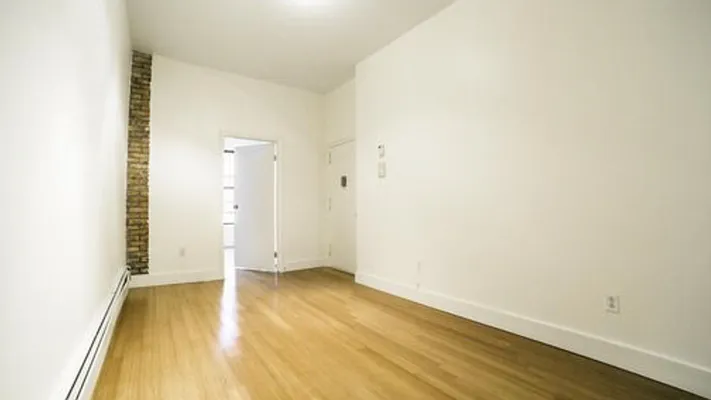 Rented by Nooklyn NYC LLC | media 3