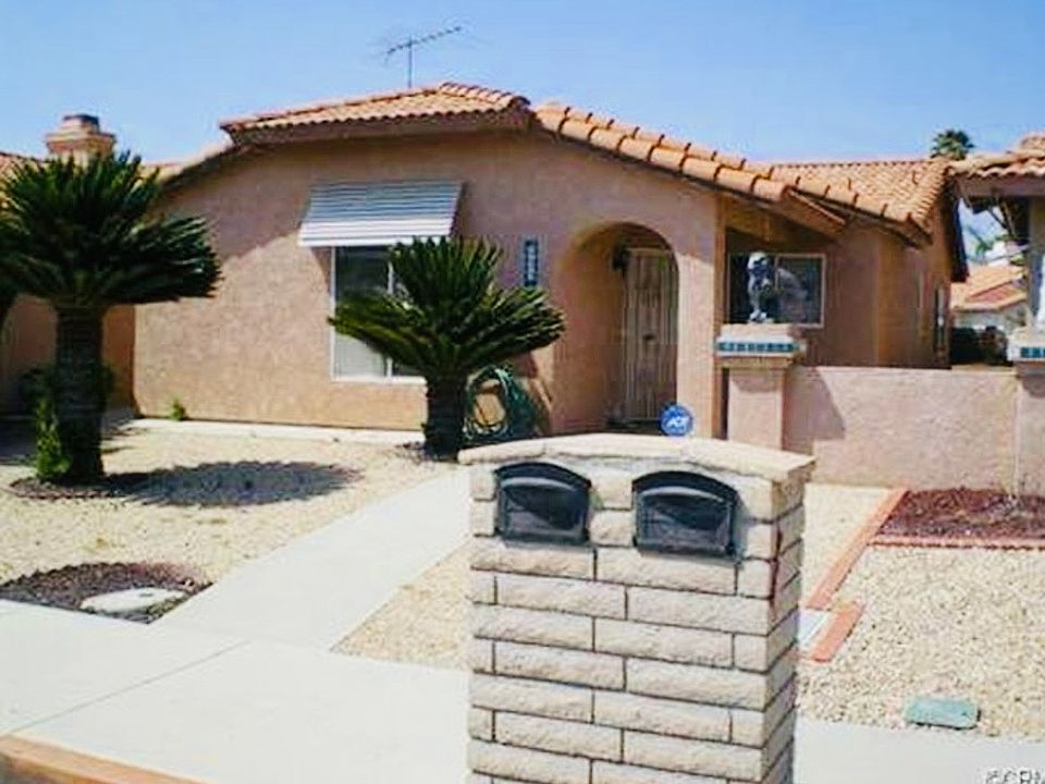 1st image of 435 Reposo St