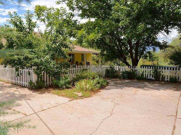 4th image of 2925 E Scott Ln