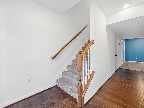 5th image of 6228 Newport Pl #1