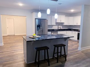 500 Newcastle Dr, Fort Walton Beach, FL 32547