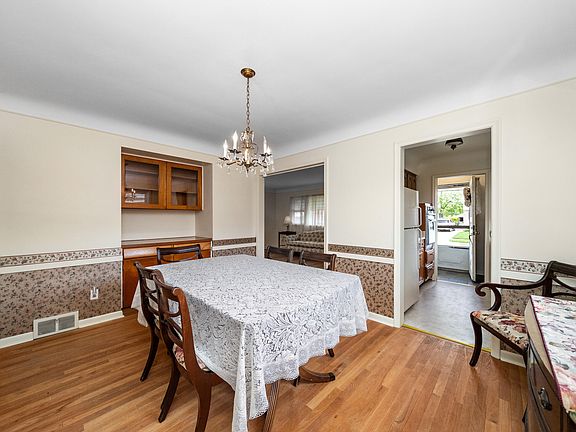 5th image of 7613 Kolb Ave