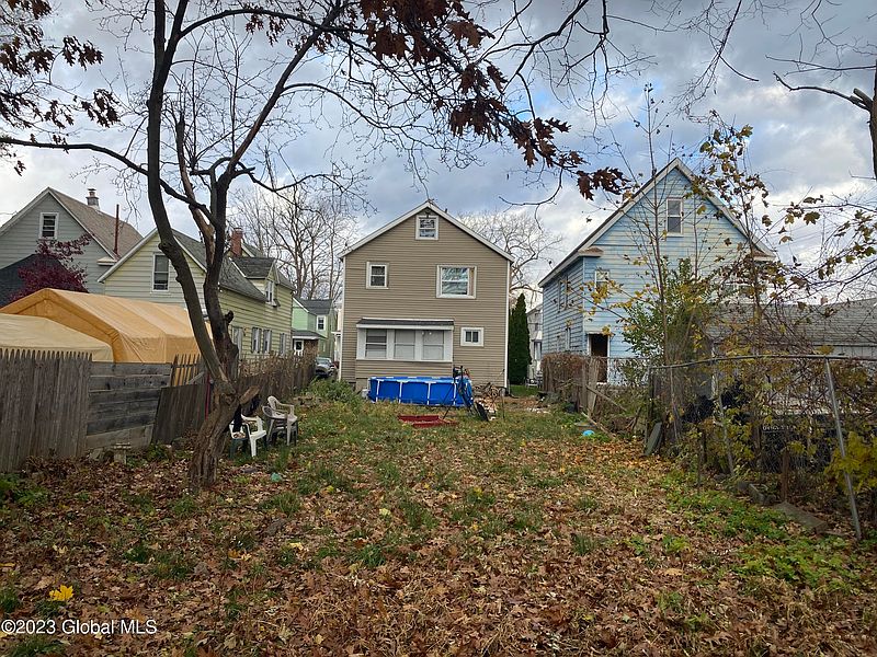 5th image of 2312 Turner Avenue