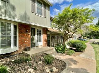 2559 E Geddes Pl, Centennial, CO 80122