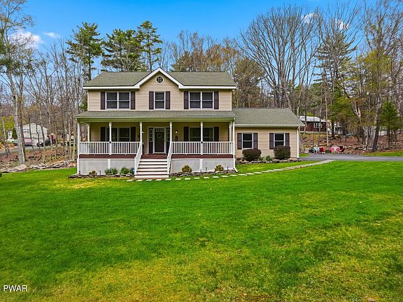 3rd image of 135 Blueberry Dr