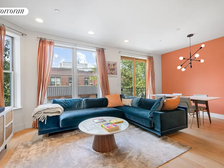 252 Richardson St #2L — Photo 1