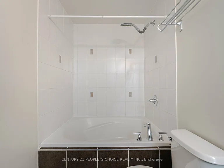 9 George St N #2602 — Photo 20