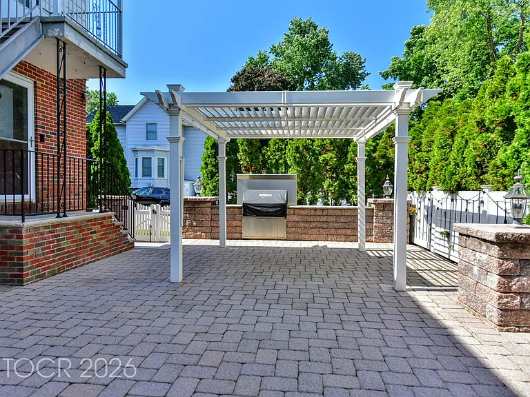 24 Maple Ave #1 — Photo 21