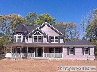 51 Rocky Point Rd, Middle Island, NY 11953