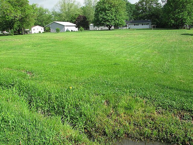 1st image of 160 E South Ave
