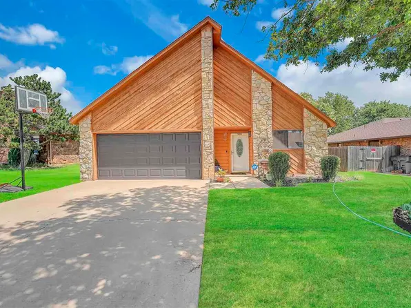 5004 SE Mills Ave, Lawton, OK 73501