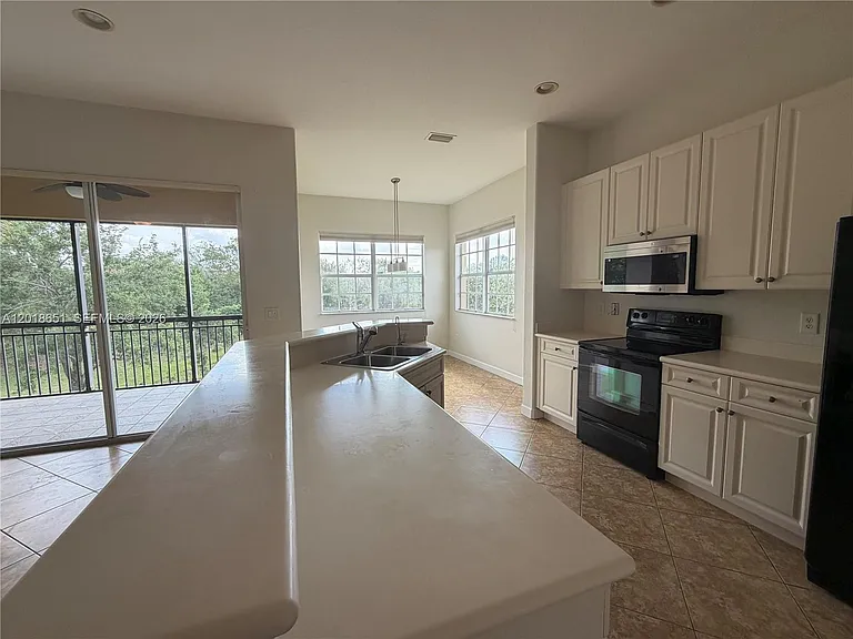 8344 NW 127th Ln #26-F — Photo 13