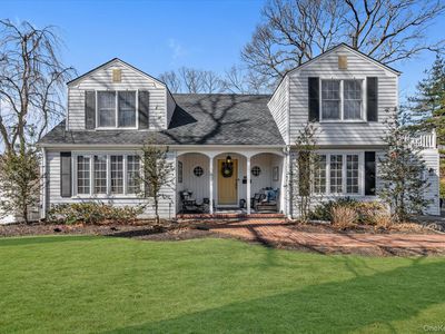 140 Cadman Avenue, Babylon, NY, 11702
