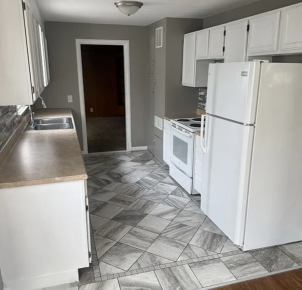 511 N Washington St — Photo 3