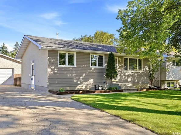 16 Sandison CRESCENT, Regina, SK S4R 6R9
