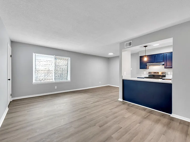 1535 Johnstons Rd — Photo 10