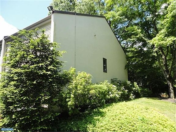 2nd image of 13 Twin Brooks Dr #13B