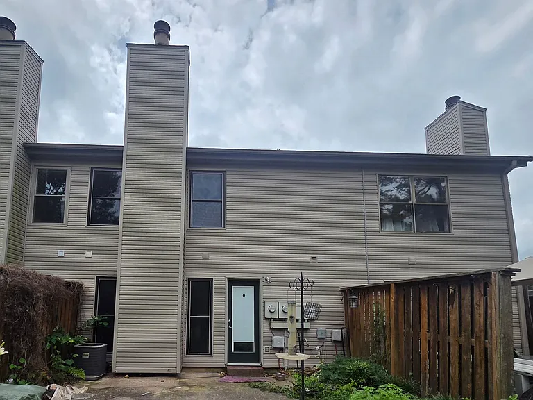 2588 E Sweetbriar Dr — Photo 22