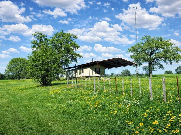 12811 E Us Highway 79, Oakwood, TX 75855