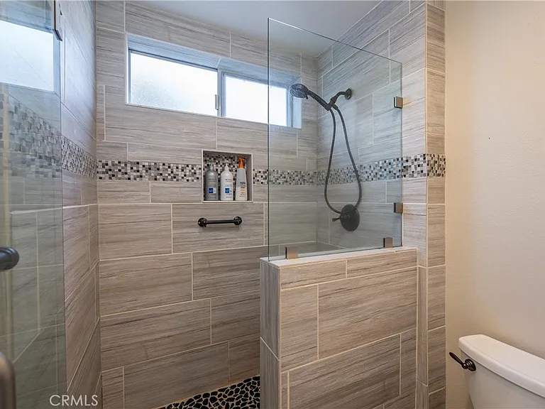 409 W Sierra Dr — Photo 12