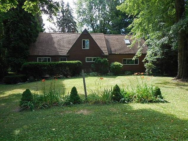 1st image of 4797 Peach Tree Ct