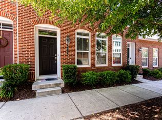 9530 Canonbury Sq, Fairfax, VA 22031