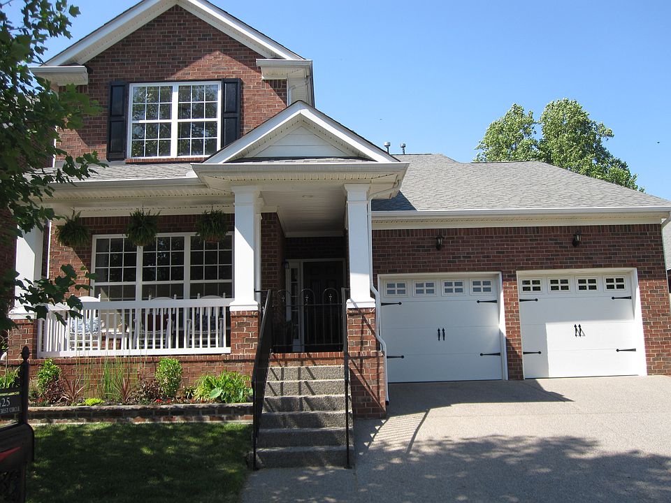 1st image of 425 Meadowcrest Cir