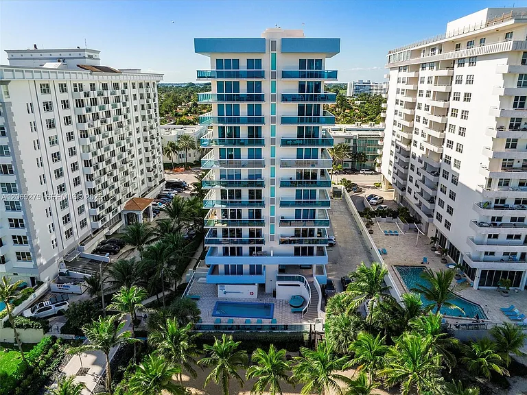 9172 Collins Ave #216 — Photo 35