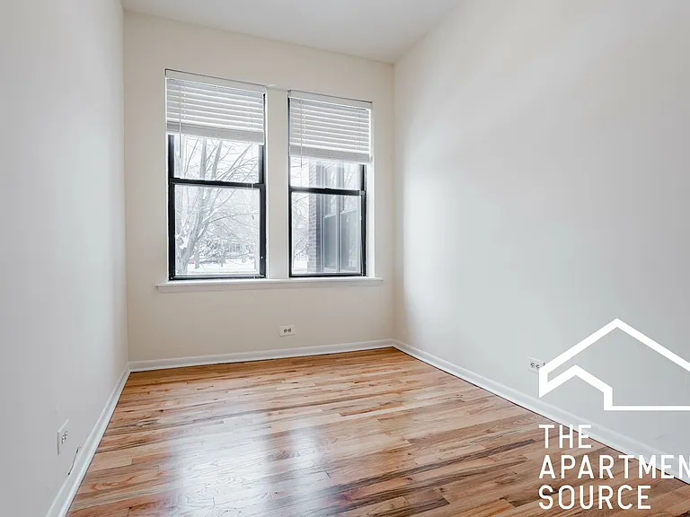 2319 N Kedzie Blvd #1F — Photo 8