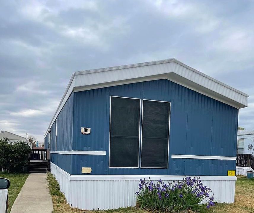 1st image of 1605 Kathryn St #19