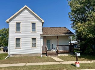 326 W Front St, Muscoda, WI 53573