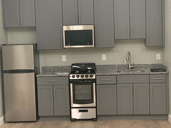3rd image of 14 Yeamans St APT 304