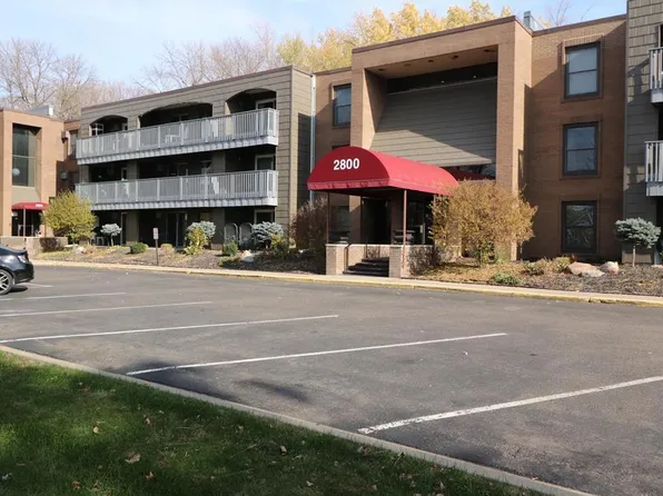2800 Hamline Ave N APT 148, Roseville, MN 55113
