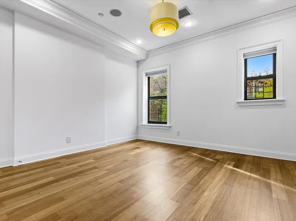 312 West 138th Street image 10 of 23