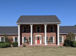 1081 Lakewood Dr, Vidalia, GA 30474