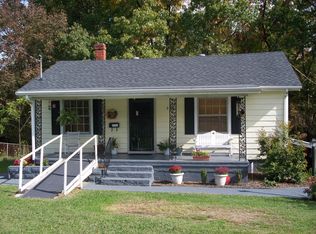 266 Weaver Hill Rd, Johnson City, TN 37601