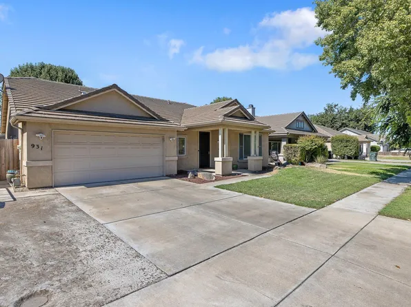931 W Russell Avenue, Visalia, CA 93277