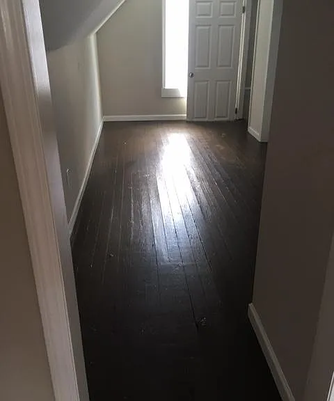 81 Wallace St — Photo 15