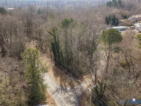 21611 Hagood Ave #13, Petersburg, VA 23803