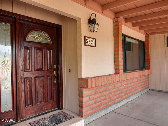 3rd image of 5521 W Placita Llanura