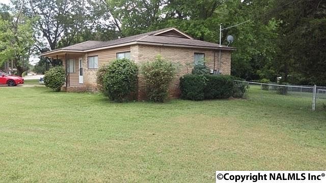2nd image of 3021 Shadow Lawn Dr NW