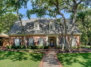 9 Oak Forrest Cir, Denton, TX 76210
