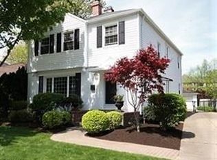 3394 Wooster Rd, Rocky River, OH 44116
