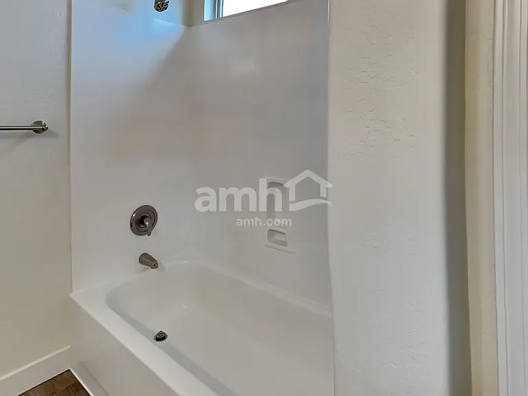 12821 W Myer Ln — Photo 12